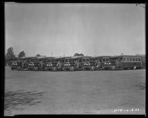 Consolidated Coach Corporation buses; 801 North Limestone Street