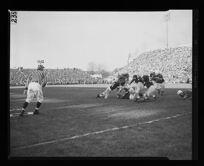 Kentucky vs. Tennessee action