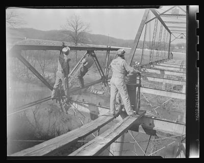 Booneville bridge construction