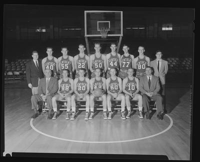 Rupp with entire team