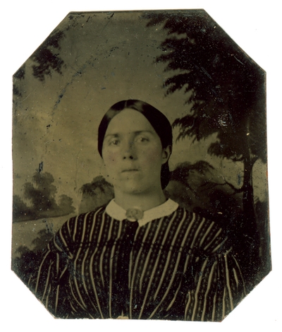 Portrait of an unidentified woman, on left, in an eight-sided case.  Same woman as in image no. 19 and 66. Image no. 89 and 90 form a hinged  case set