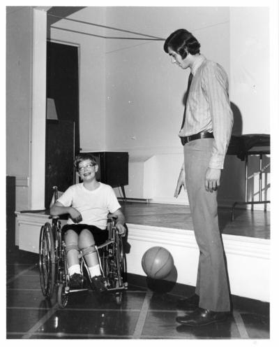 University of Kentucky; Basketball; Individual Players; Player visits an injured boy