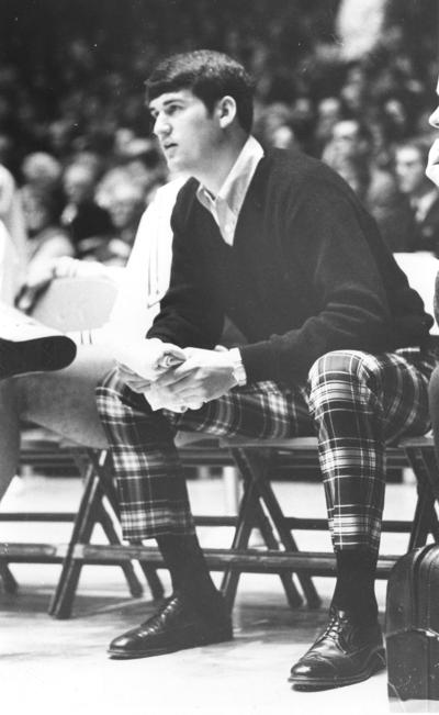 University of Kentucky; Basketball; Individual Players; Same guy from #3209, but in different plaid pants