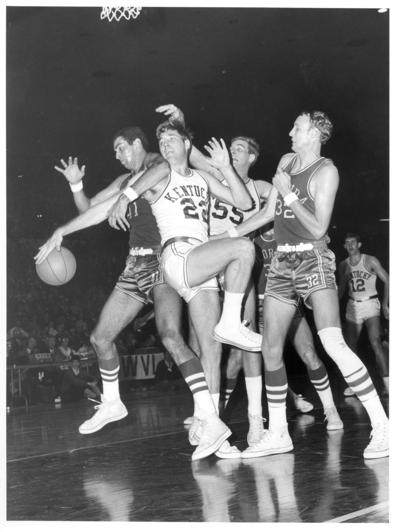 University of Kentucky; Basketball; UK vs. Florida; Kentucky holds the ball under the basket