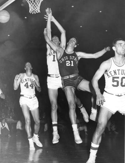 University of Kentucky; Basketball; UK vs. Ohio State; Ohio State #21 fouls a Kentucky player