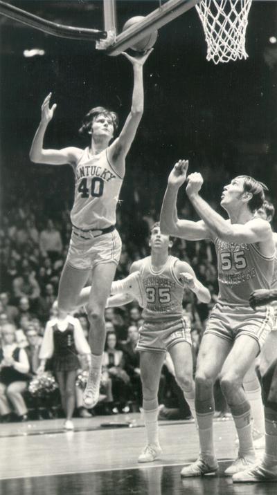 University of Kentucky; Basketball; UK vs. Tennessee (Volunteers); Kentucky #40 shoots a beautiful lay-up