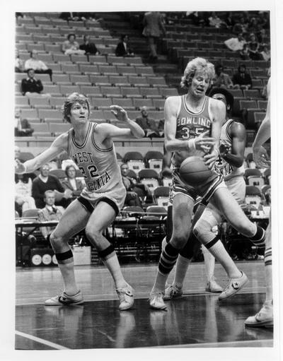 University of Kentucky; Basketball; UK vs. UK Invitational Tournament; Bowling Green #35 catches the ball in the paint