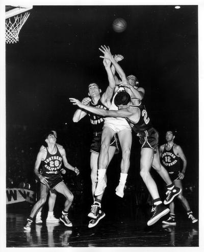 University of Kentucky; Basketball; UK vs. UK Invitational Tournament; Two Southern California players sandwich their opponent