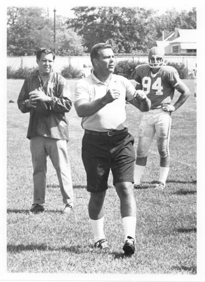 University of Kentucky; Football; Small Group & Team; Assistant coach Ronnie Cain