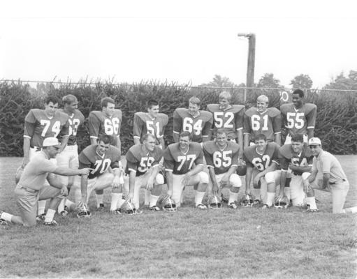 University of Kentucky; Football; Small Group & Team; A team photo