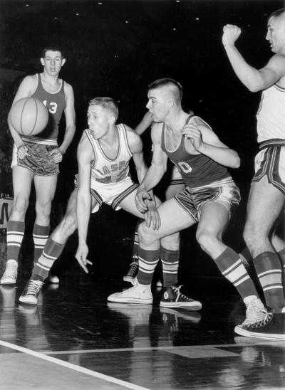 Basketball; Kentucky High School; Several players converge on a loose ball