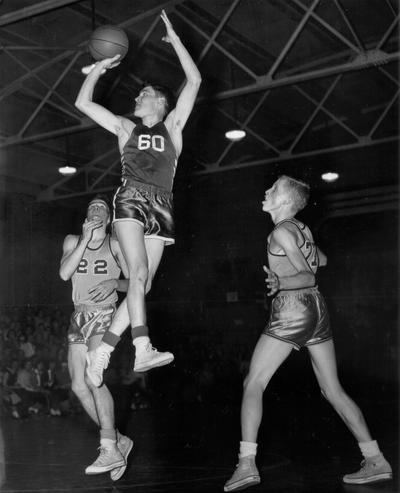Basketball; Kentucky High School; A beautiful one-handed jump shot by #60