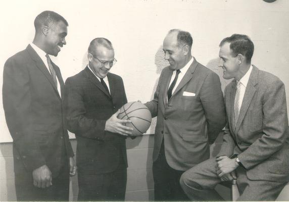 Basketball; Kentucky High School; Four coaches talk hoops