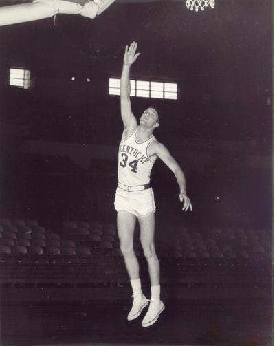 Beck, Ed; Kentucky's Ed Beck lays up a basketball