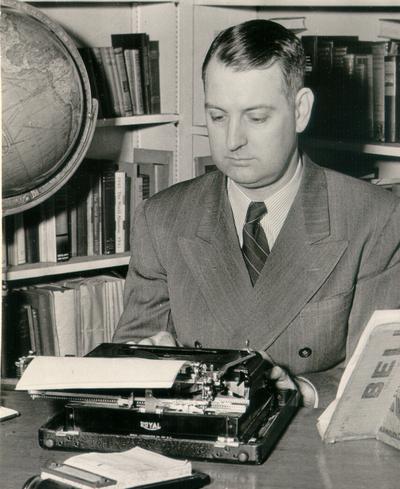 Clark, Thomas D.; Thomas D. Clark at work