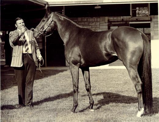 Combs, Brownell; Brownell Combs and his thoroughbred