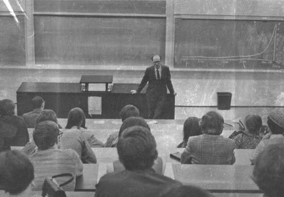 Davis, Wayne Henry, Instructor of Zoology, Biology Department, pictured teaching class