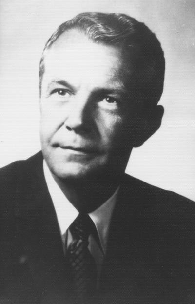 Ford, Wendell H., Student, 1942 - 1943, Governor of Kentucky, 1971 - 1974, United States Senator from Kentucky, 1975 - 1999