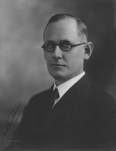 Funkhouser, William D., Professor of Zoology and Anthropology, Anthropology Department, Dean of Graduate School, Signed by Funkhouser and dated 1929, Photographer Griswold, Lousiville