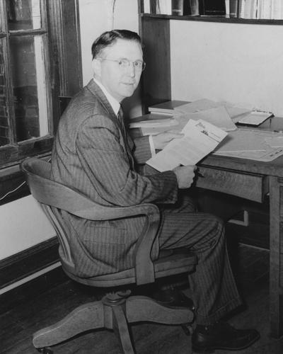 Haun, Robert D., Professor of Accounting 1928-1971, Commerce College