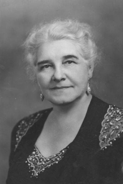 Holmes, Sarah Bennett, born 1886, University of Kentucky Dean of Women 1944-1957
