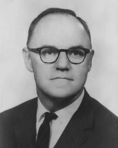 Kindelsperger, Dr. Kenneth, 1965 Kentucky Welfare Association President, Dean Kent School of Social Work
