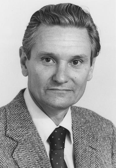 Kuehne, Robert Andrew, Associate Professor of Biology