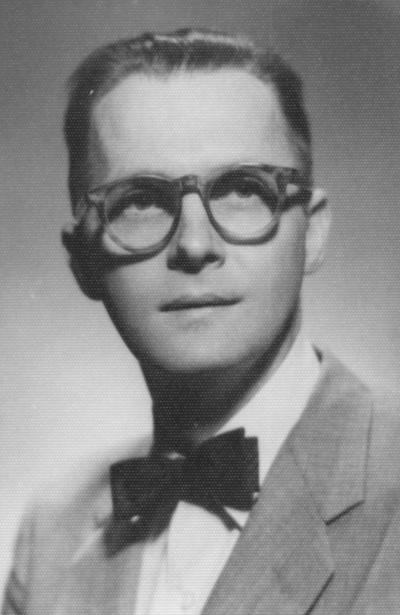 Lipscomb, William Nunn, Born in Cleveland, Ohio, on December 9, 1919. Abbott and James Lawrence Professor of Chemistry, Harvard University. Nobel Laureate in Chemistry, 1976. University of Kentucky, B.S., 1941