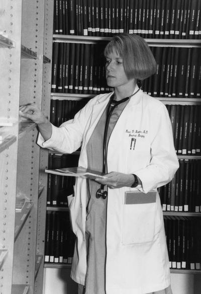 Beihn, Lisa, Professor of Medicine at the University of Kentucky Medical Center, Photograph featured in ???? 1991 