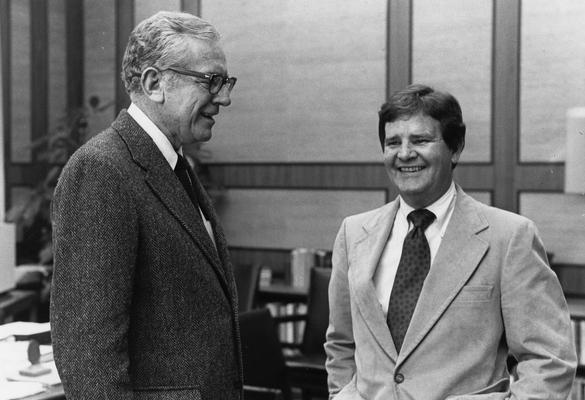 Bell, Thomas, Member of Board of Trustees, 1970 - 1973 ; 1983 - 1986, University of Kentucky Alumnus, pictured with University President Otis Singletary