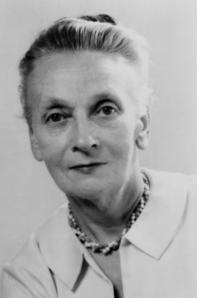 Blanding, Sarah Gibson, University of Kentucky (Bachelor of Arts 1923), Columbia University (Master of Arts 1926), and studied at the London School of Economics (1928-29), birth 1898, death 1985, Instructor of physical education, Assistant Professor of Political Science, and Dean of Women from 1924 to 1941, Dean of New York State College of Home Economics, Cornell University, 1942 - 1946, President of Vassar College, Poughkeepsie, New York, 1946-64, Awarded honorary degree of Doctor of Laws from the University of Kentucky in 1946