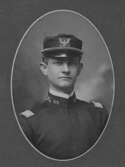 Scott, Lieutenant John, 40th United States Infantry, photographer: Mullen