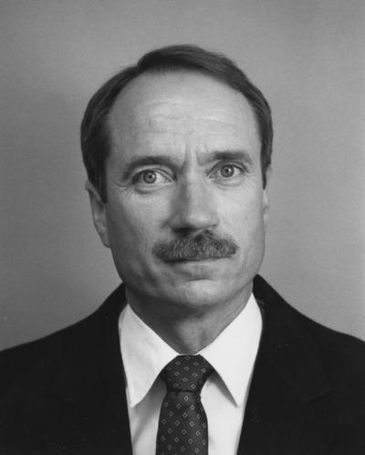 Sistarenik, John, Professor at Henderson Community College, 1993 - 1996 member of the Board of Trustees