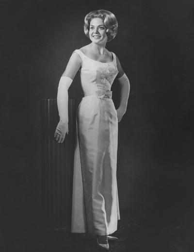 Snyder, Rebecca, Miss Kentucky Queen in 1966, from Owensboro Kentucky