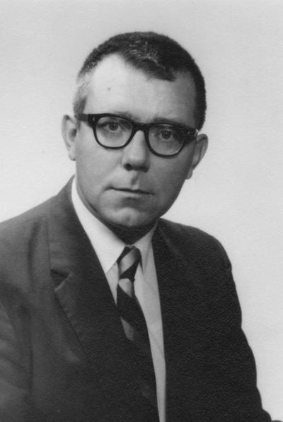 Thorp, Robert, Professor of Journalism
