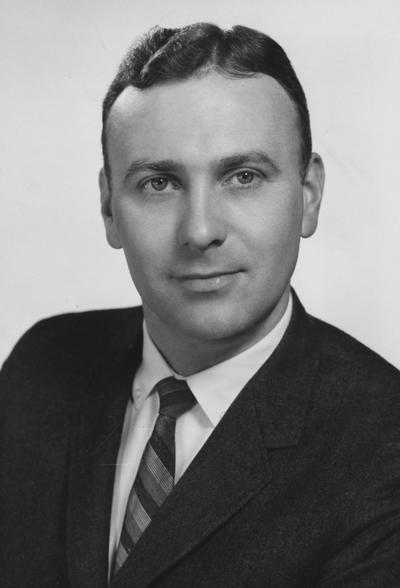 Watkins, John C., 1950 alumnus, photograph by Lin Caufield