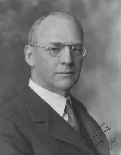 Wirst, Edward b.1878-, Professsor of Economics, Head of Department 1918-1925, Dean of College of Commerce 1925-1948, Change of Work 1948-, this picture is signed 