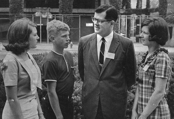 Butwell, Richard, pictured with a group of unidentified students, photographer: Lexington Herald - Leader staff
