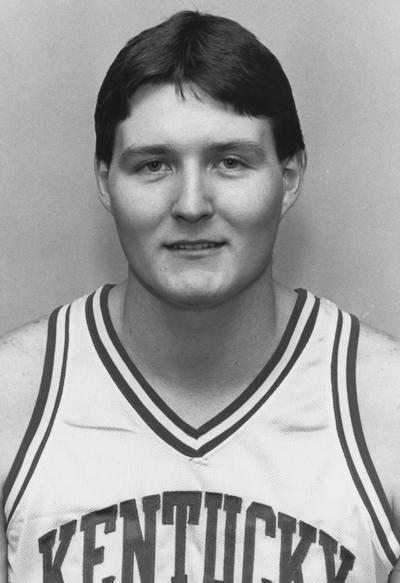 Scott, Michael, Junior at the University of Kentucky (1987-1988), basketball player in the center position