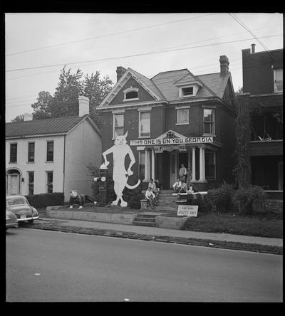 Homecoming Decorations-Fraternities