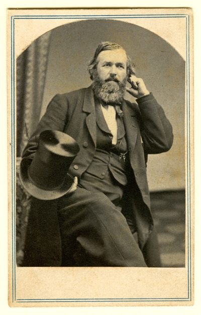 Unidentified man (Photographer: W. R. Phipps, Lexington, KY)