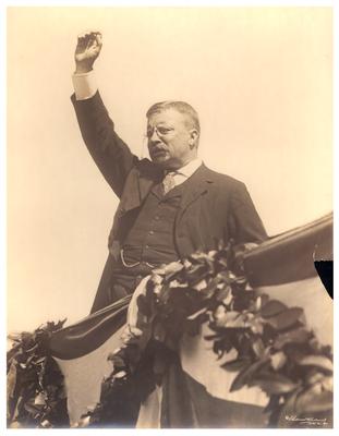 Portrait of Theodore Roosevelt giving a speech (duplicate of no. 509)