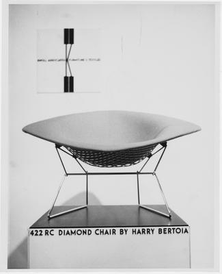 422 RC Diamond chair by Harry Bertoia