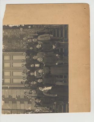 Class of 1900; Image on page 24 of the 1901 Kentuckian