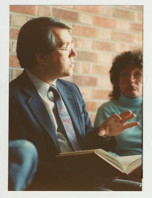 A professor teaching a class at Ashland Community College