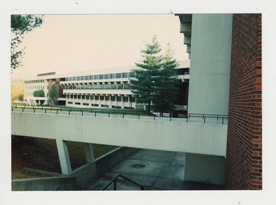 An unidentified building on the campus of Ashland Community College