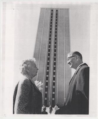 President Albert Kirwan of the University of Kentucky and President Sarah Blanding of Vassar College at the dedication of Blanding and Kirwan towers