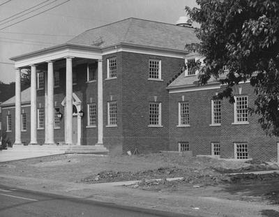 Finishing construction of the Helen King Alumni House. The Helen G. King Alumni House was dedicated on October 26, 1963 and named after Helen G. King