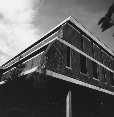 One side of the exterior of Margaret I. King North (now the Fine Arts Library)