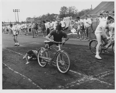 Little Kentucky Derby bike relays